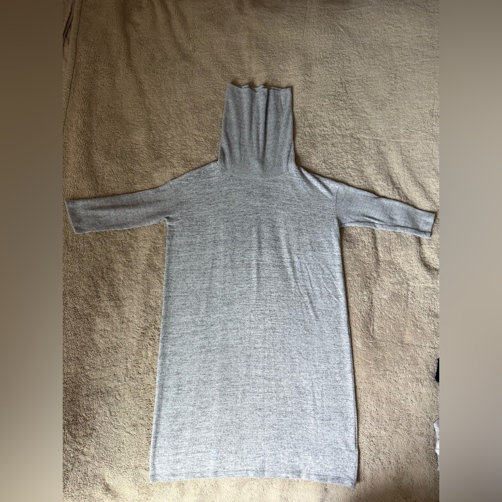 GAP Light Gray Knit Turtleneck Sweater